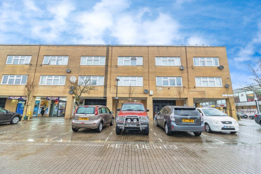Main image of property: Silbury Boulevard, Milton Keynes, Buckinghamshire, MK9