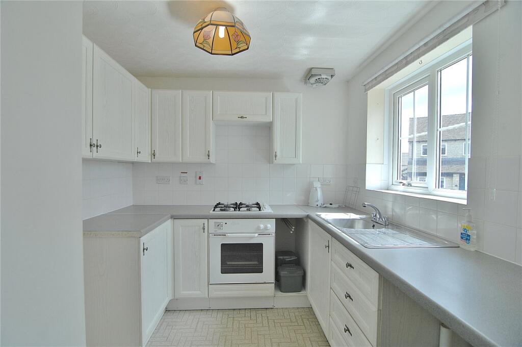 Bluebell Rise, Chalford, Stroud, Gloucestershire, GL6 photo 4