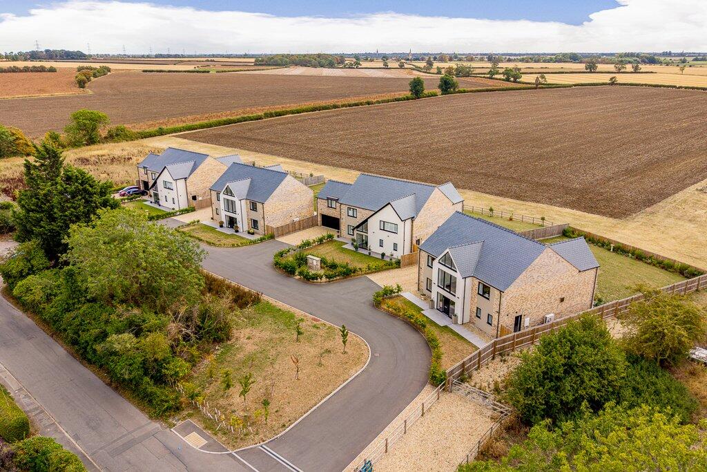 House in North Kesteven, Kirkby la Thorpe - More