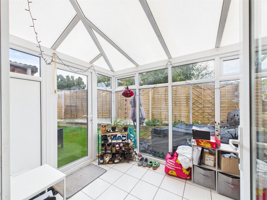 Beckett Close, Worcester, Worcestershire, WR3 photo 4