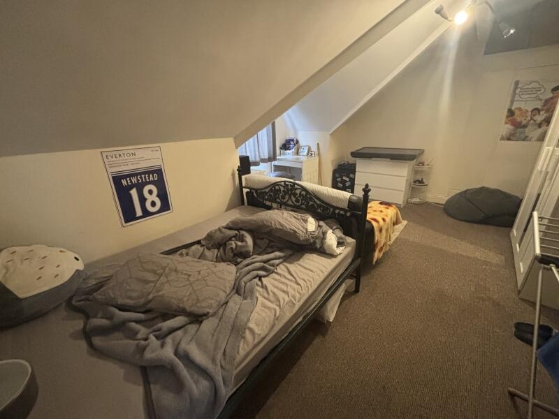 House in Leeds, Beckett Park, Burley - More