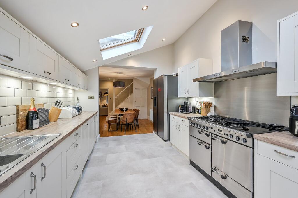 House in Kingston upon Thames - View 5
