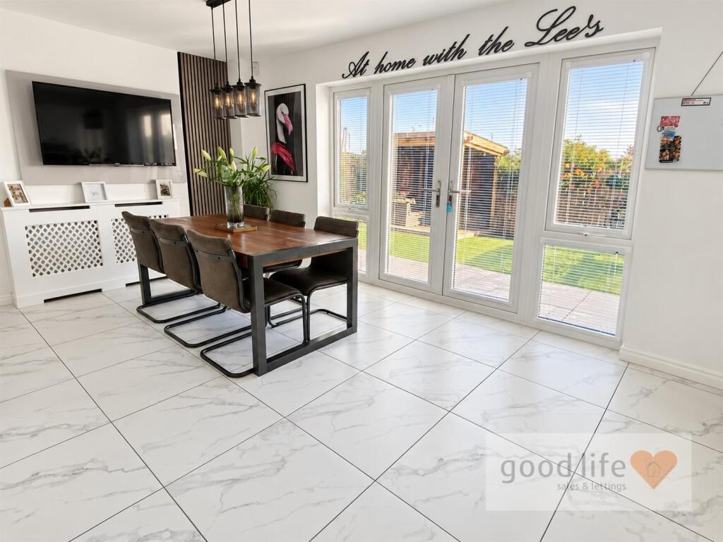 House in Sunderland - View 5