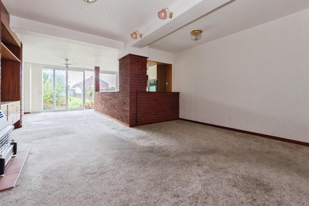 House in Birmingham, Warstock - View 4