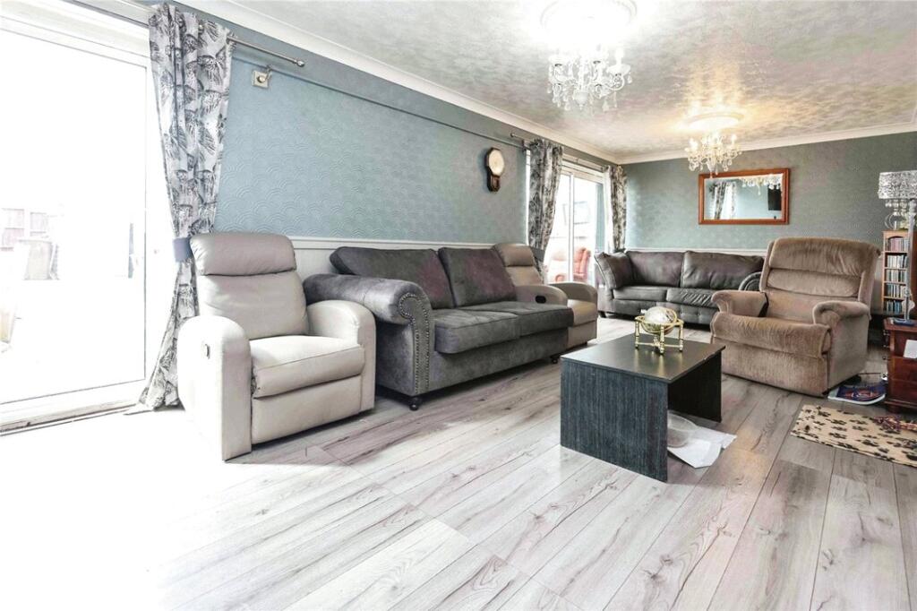 Barnard Close, Birmingham, West Midlands, B37 photo 3