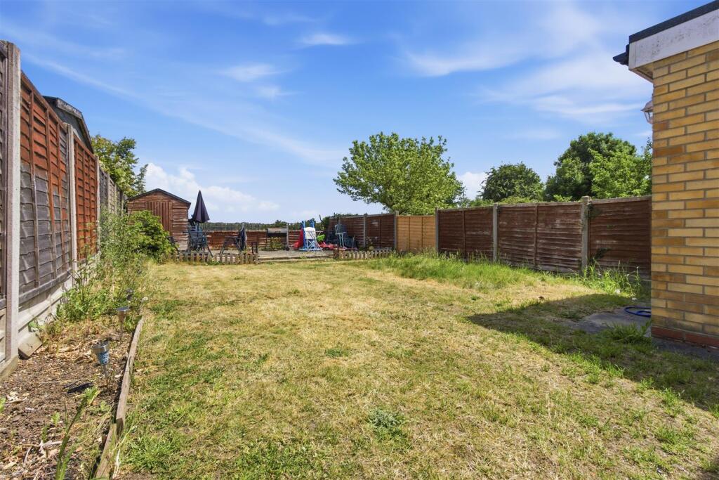 House in St Albans, Sleapshyde, Colney Heath - View 3