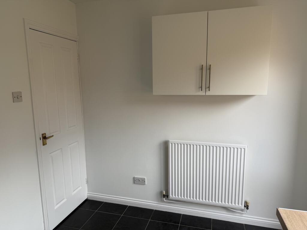 House in Milton Keynes, Walnut Tree, Walton - View 4