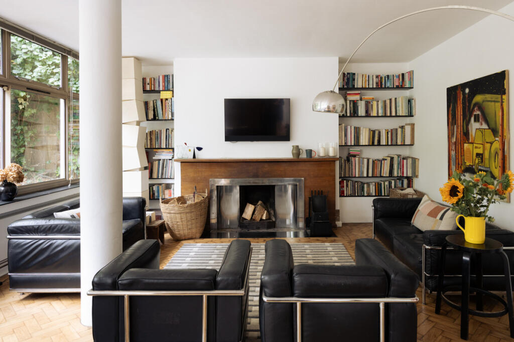 House in London - View 3