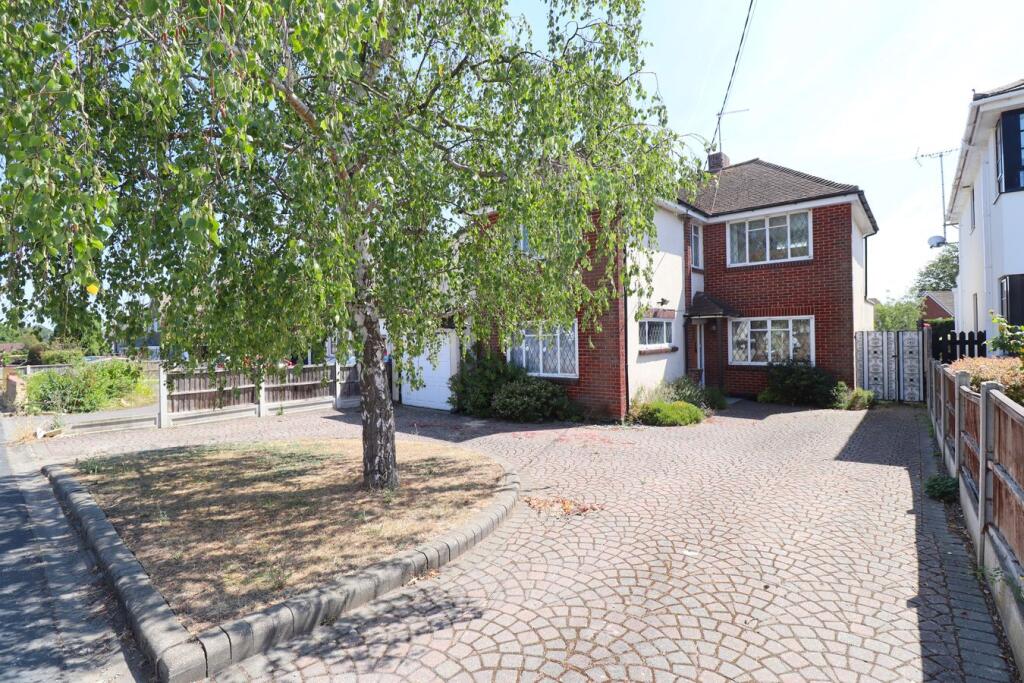 Main image of property: Bull Lane, Rayleigh, SS6
