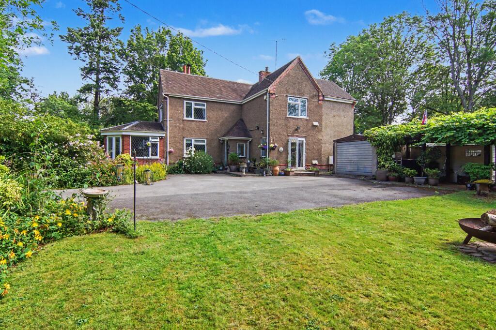 4-bed detached on St. Martins Road, Coventry, CV3, £625,000