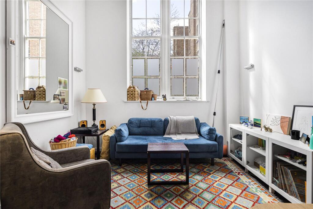 Main image of property: Drummond Way, London, N1