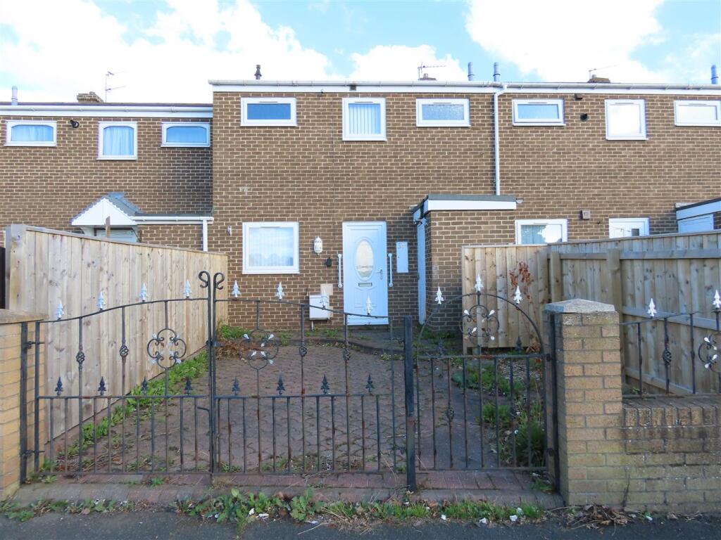 2-bed terraced on Briardene, Ashington, £85,000
