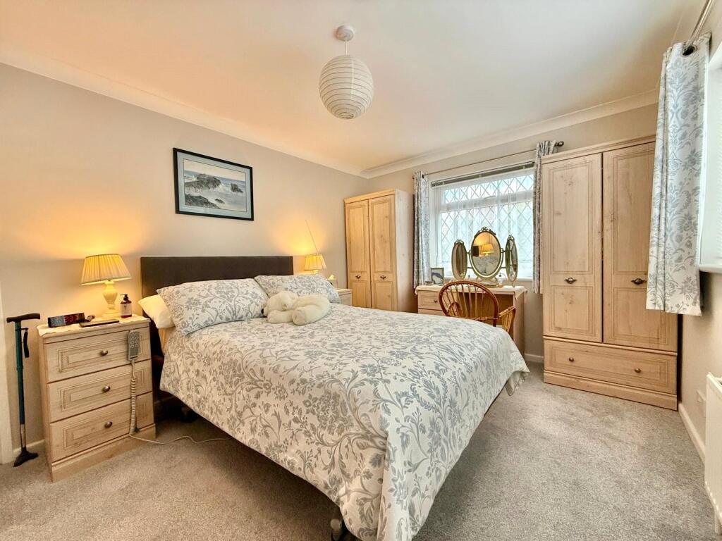 House in Wealden, Pevensey - More