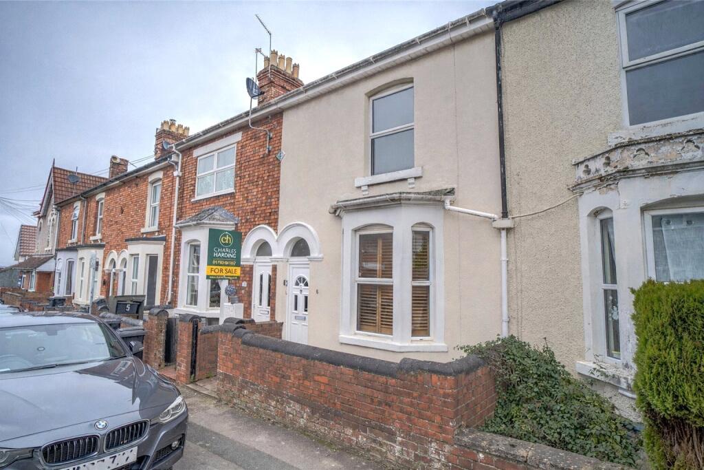 Main image of property: Hythe Road, Old Town, Swindon, Wiltshire, SN1