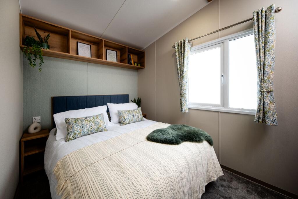 Manor Park Caravan Site, Manor Road, Hunstanton, Norfolk, PE36 photo 4