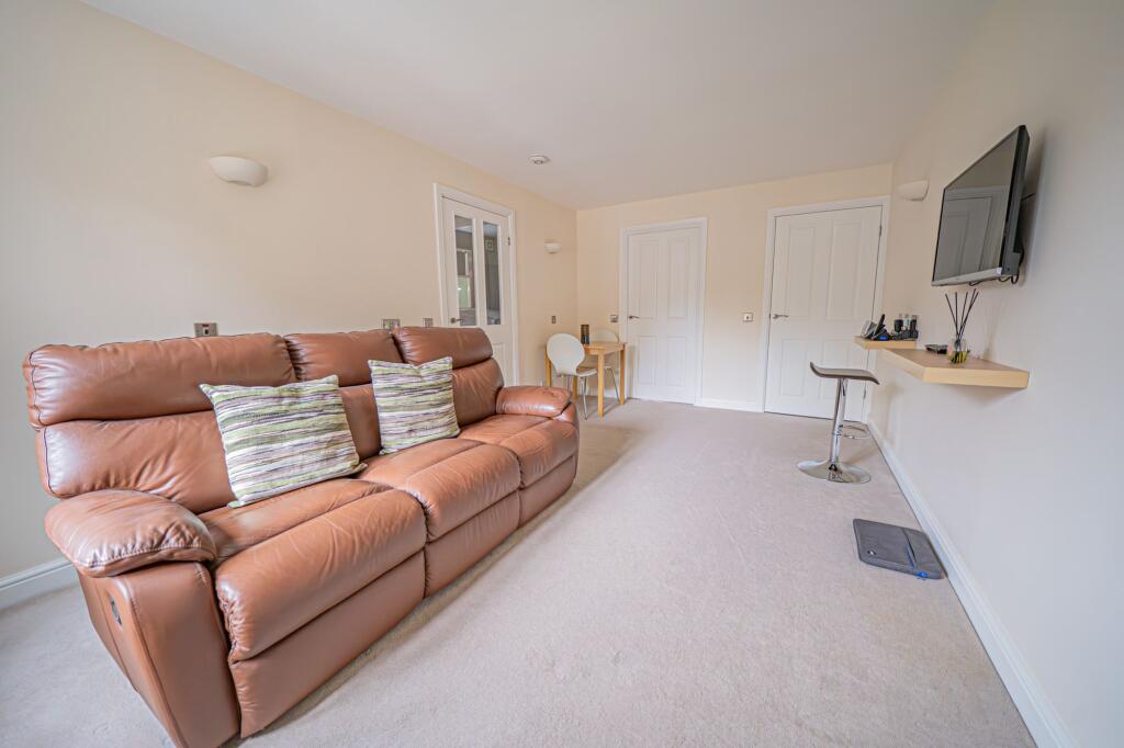 Additional image 3 of Beckford Croft, Dorridge, B93