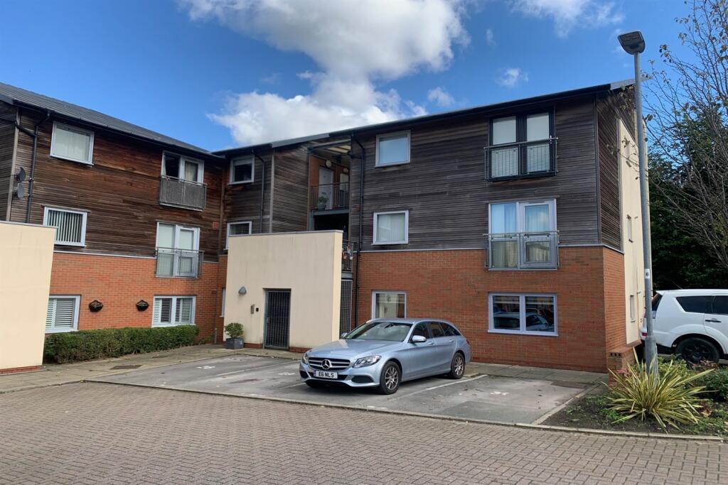 Main image of property: Waterbridge Mews, Runcorn, WA7 2SN