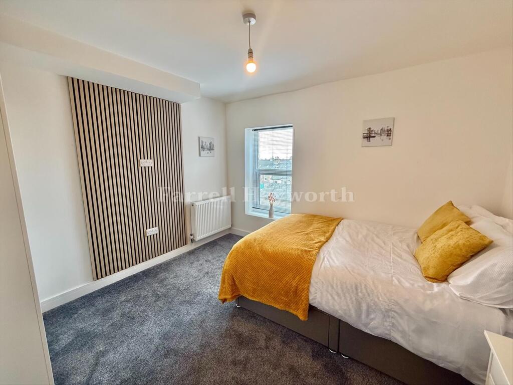 Apartment in Lancaster - View 3
