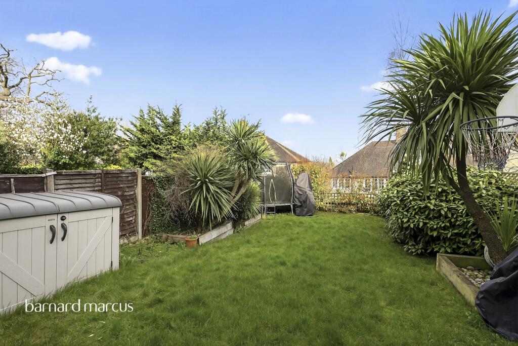 Apartment in London - View 2