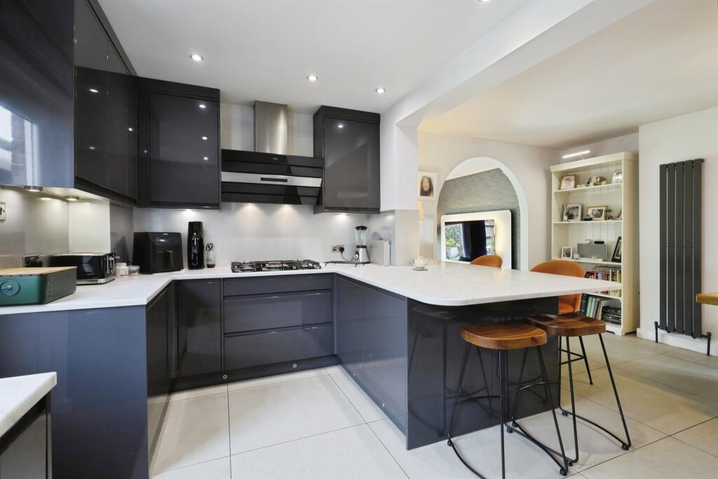 House in Wealden, Hailsham - View 3
