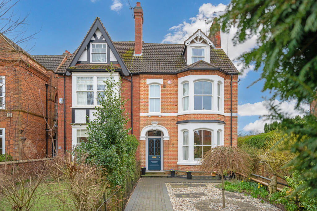 Main image of property: Hillmorton Road, Rugby, Warwickshire CV22 5AF