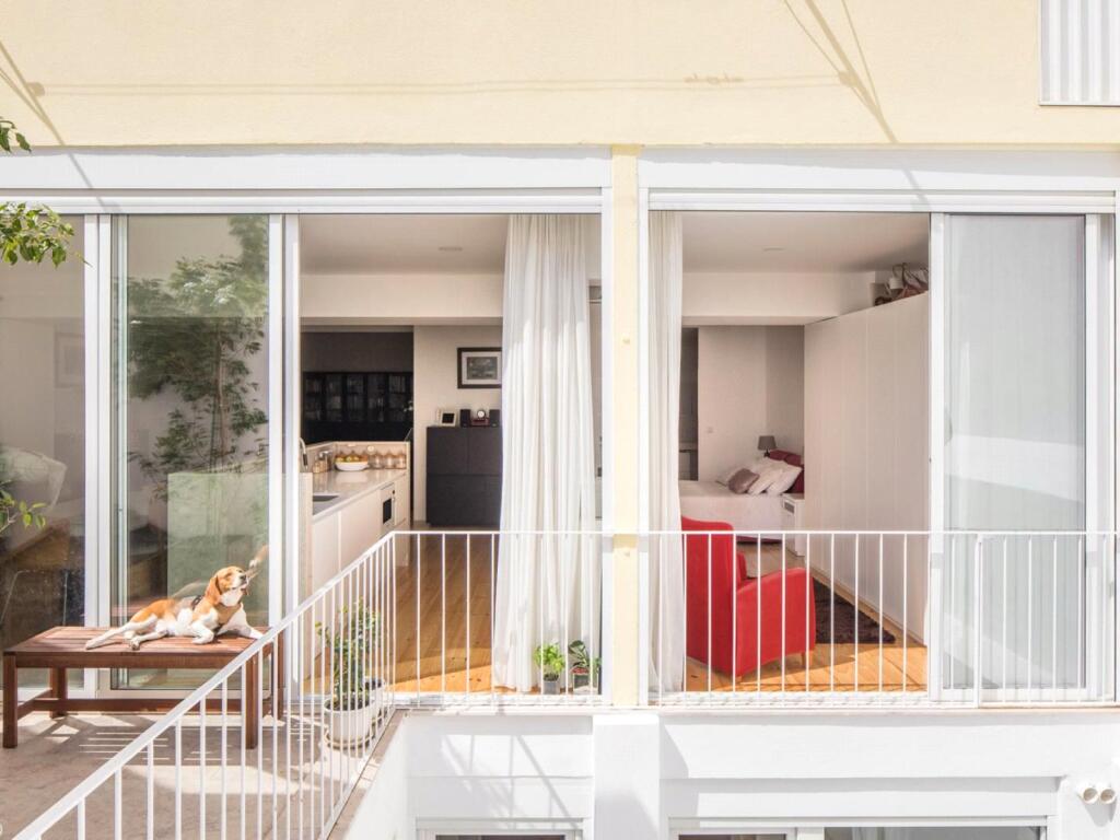 Main image of property: Private Garden Flat In Av. Novas, Lisbon, Lisbon, Portugal, 1070-034
