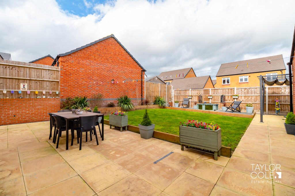 Additional image 26 of Narcissus Close, Tamworth