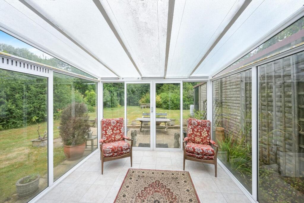House in Tadworth - View 3
