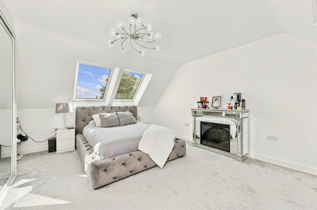 Kensington Way, Gomersal, Cleckheaton, West Yorkshire, BD19 photo 4