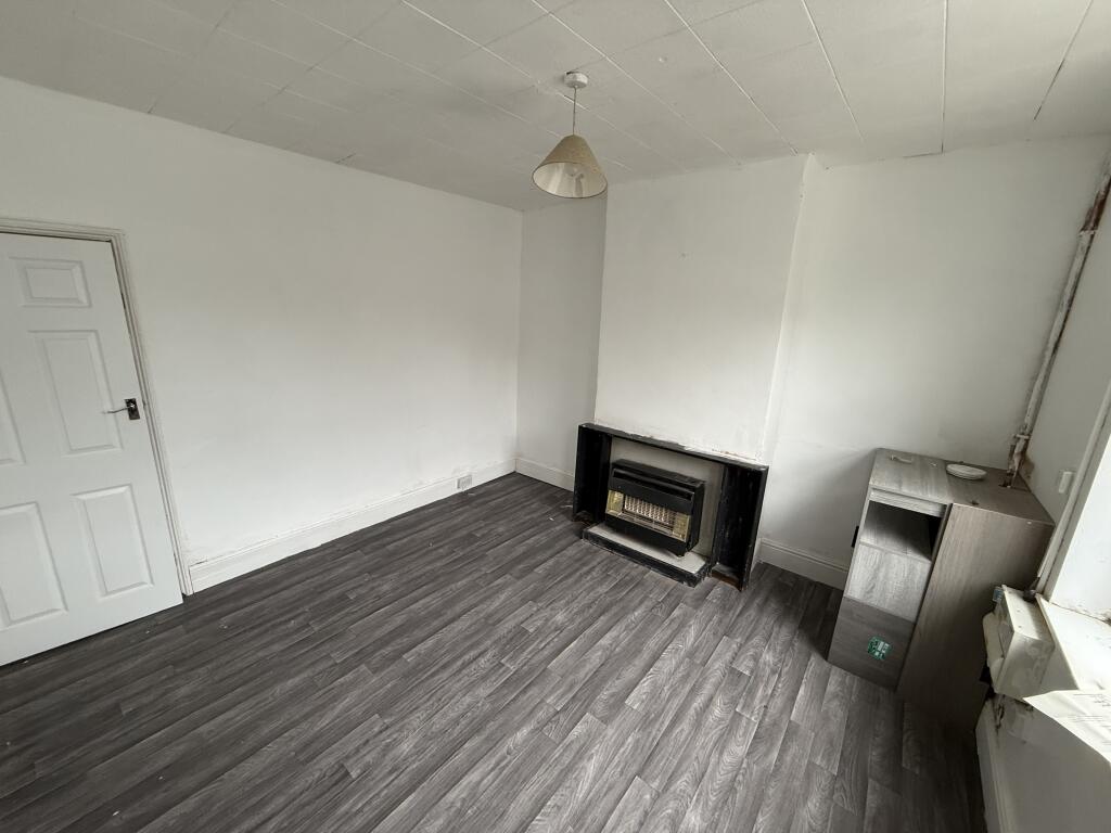 House in Nottingham - View 2