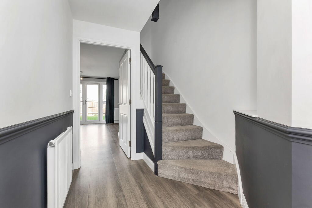 Knights Way, St. Ives, PE27 6TB photo 4