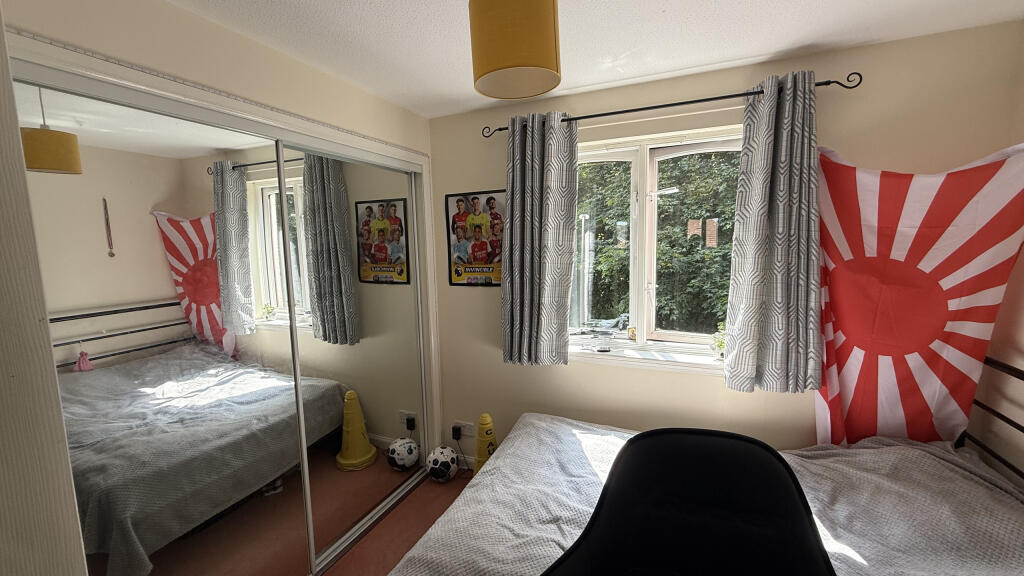 Apartment in Edinburgh - More
