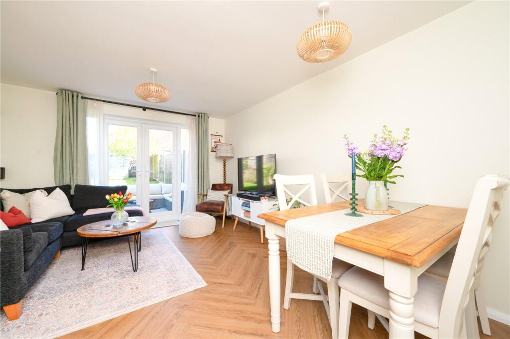 Additional image 4 of Carlbury Close, St. Albans, Hertfordshire