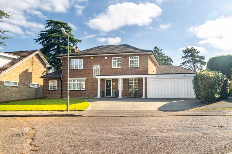 Main image of property: Bayards, Warlingham