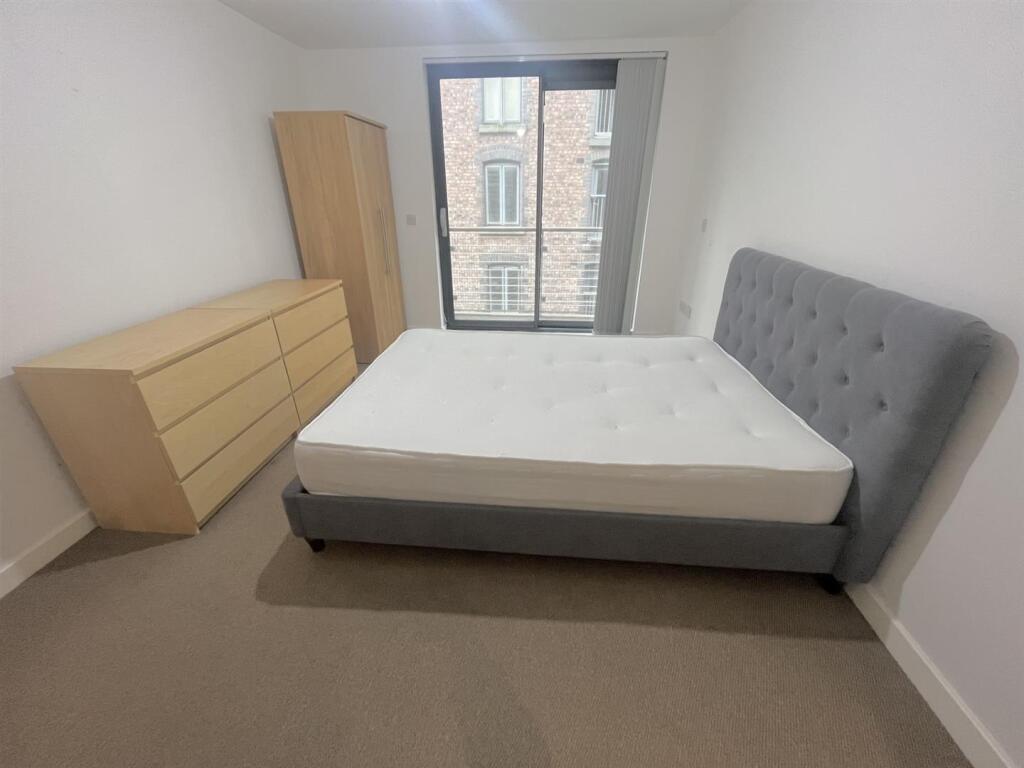 Apartment in Liverpool - View 5