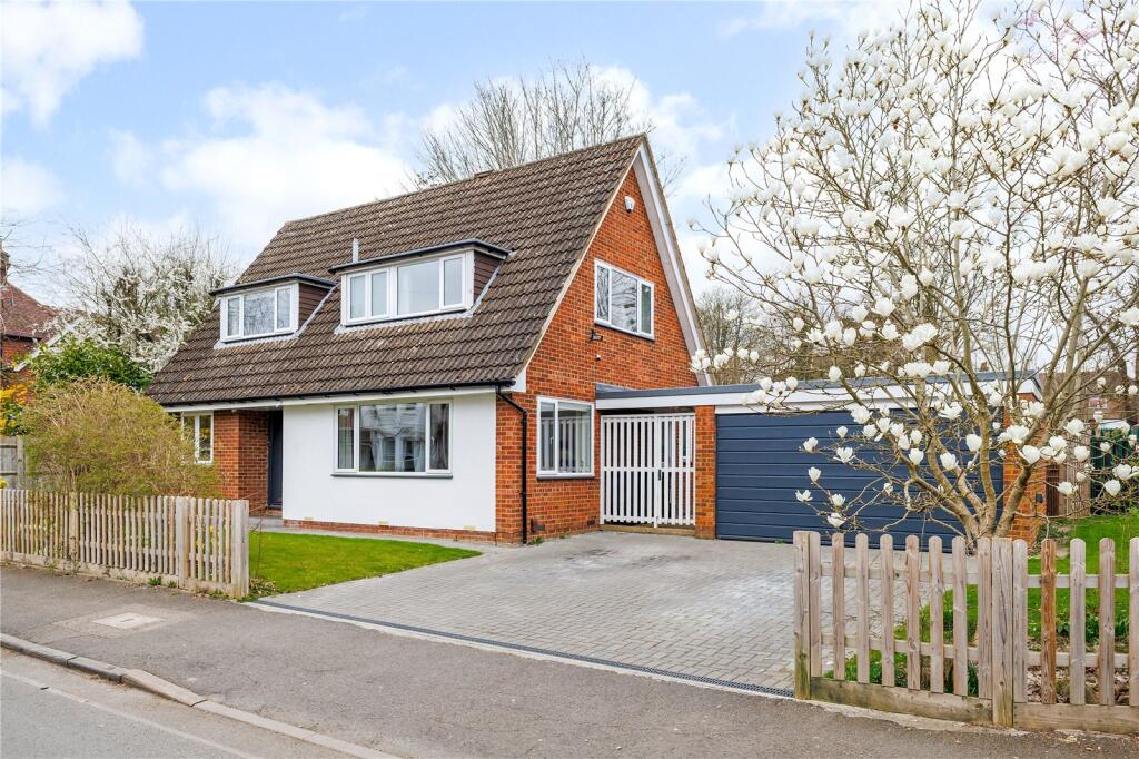 Main image of property: Tennyson Road, Harpenden, Hertfordshire, AL5