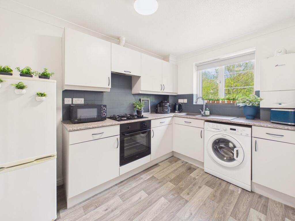 Apartment in Gateshead, North East - View 2