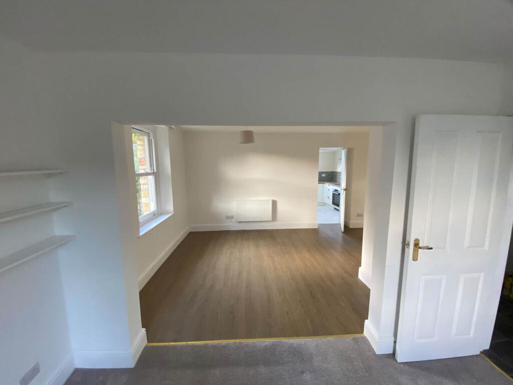 House in Bath - View 4