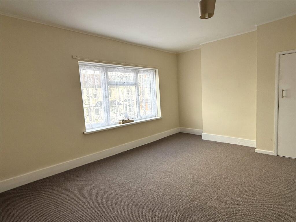 House in Swindon, Gorse Hill - More