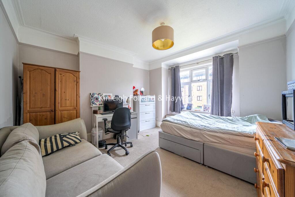 Main image of property: Ambleside Gardens, London, SW16