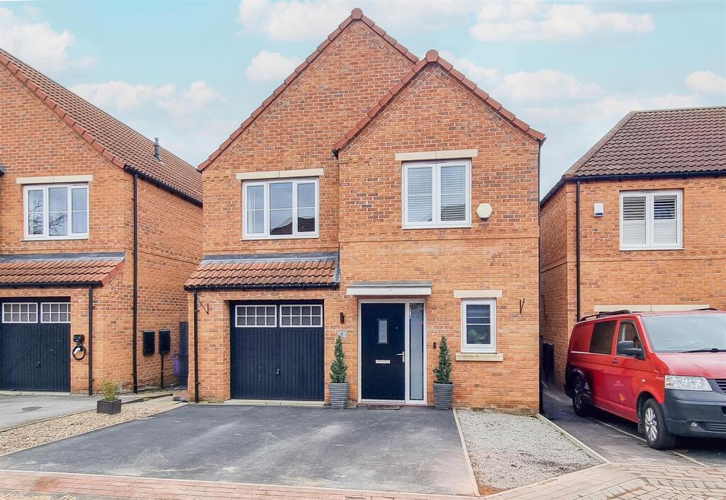 Main image of property: Avocet Close, Mexborough