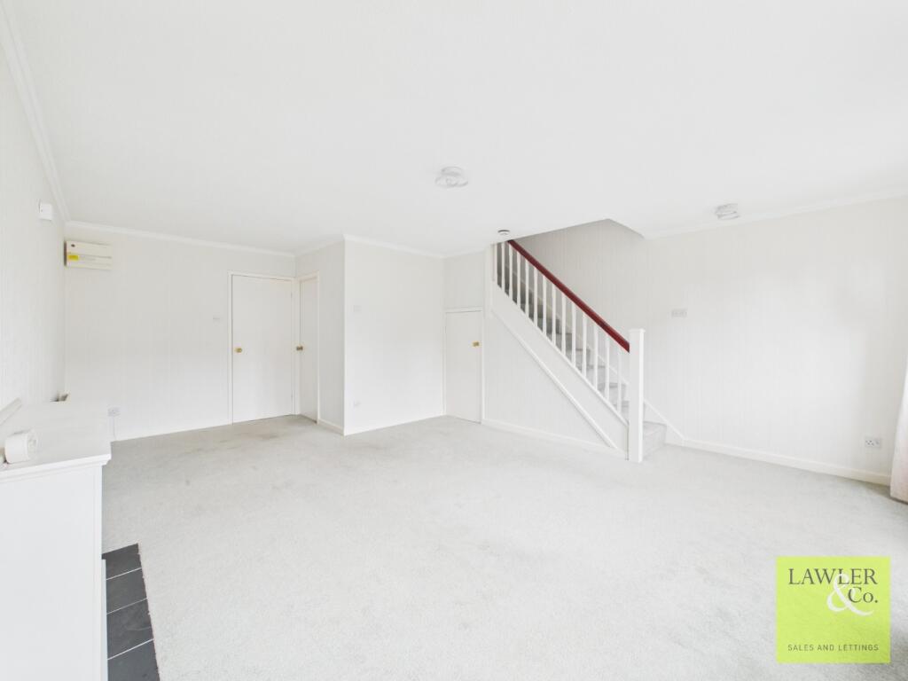 House in Poynton, Midway - View 4