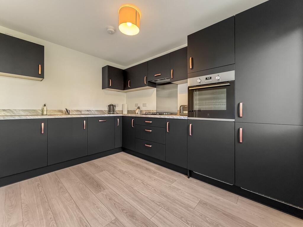 House in Hamilton, Brackenhill Park, Little Earnock - View 3