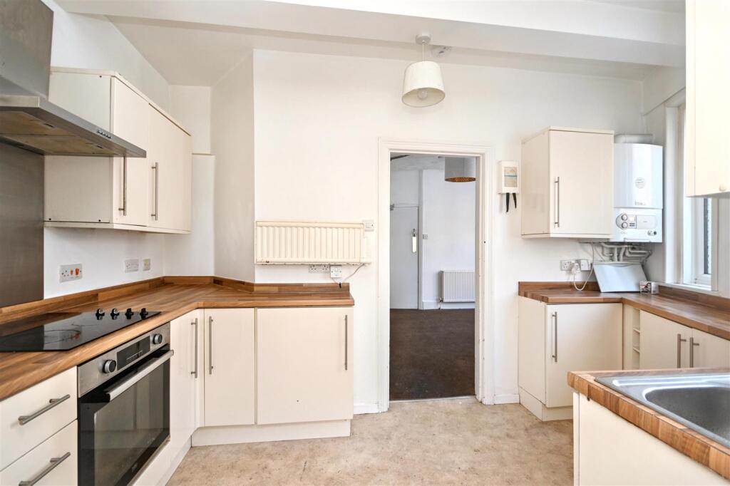 House in Eastbourne, East Sussex - View 3