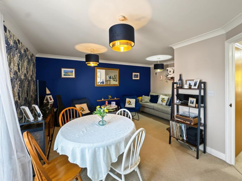 36 Worsdell Close, Ipswich, Suffolk, IP2 8GR photo 4
