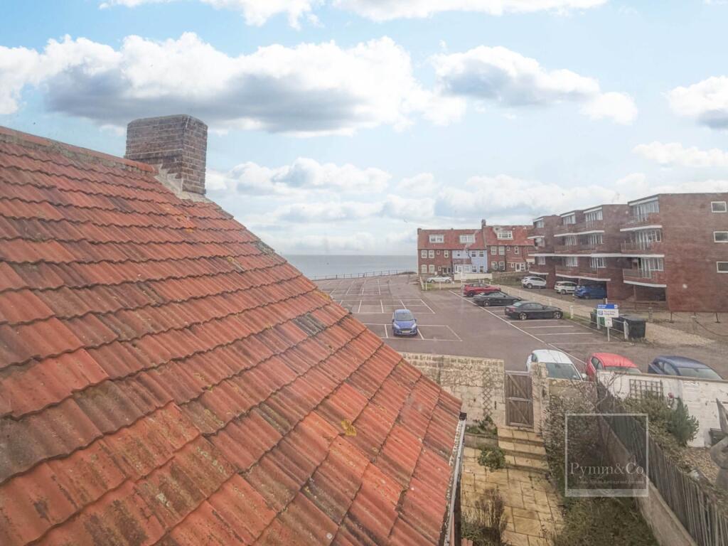 Expansive Chain Free Victorian Home Over Three Floors in The Heart Of Sheringham photo 2