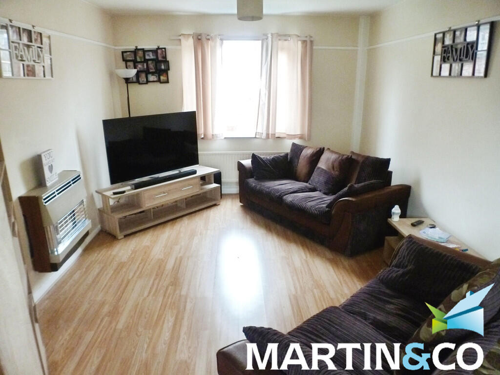 House in Wakefield, Alverthorpe - View 3