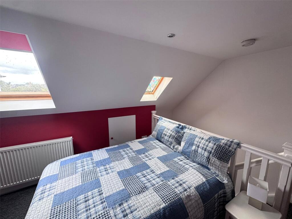 House in Motherwell, South Lanarkshire - View 4