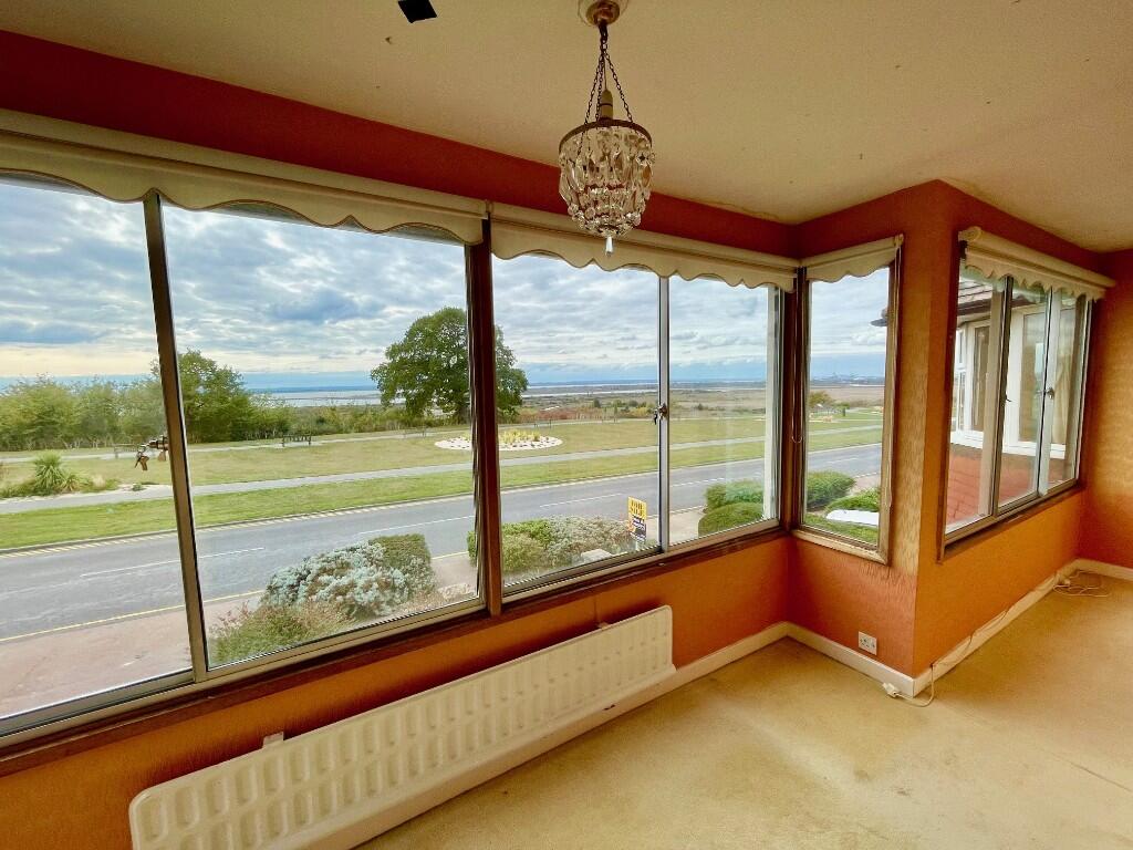 Marine Parade, Leigh-On-Sea, Essex, SS9 photo 3