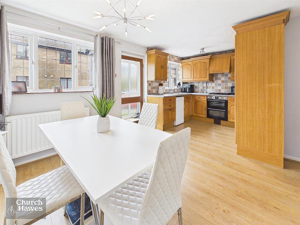 House in Chelmsford - View 2